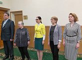 Уважаемые земляки, стало хорошей традицией вручать награды Мурманской областной Думы в здании регионального парламента