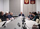 Депутат Александр Клементьев выступил на заседании комитета по образованию и науке Мурманской областной Думы