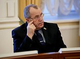 Глава регионального парламента Сергей Дубовой принял участие в совещании, посвященном  социально-экономической ситуации в Мурманской области