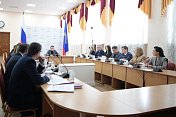  Юрий Шадрин принял участие в выездном заседании Правительства Мурманской области в Североморске