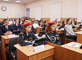 В областной Думе в рамках Всероссийской акции "Мы – граждане России!" юным северянам вручили их  первые паспорта