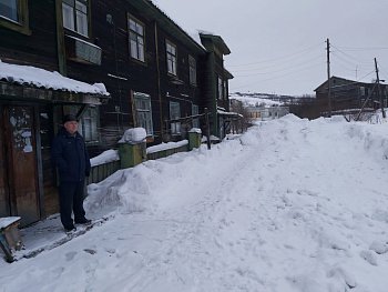 Депутат Мурманской областной Думы Михаил Викторович Белошеев работает в округе