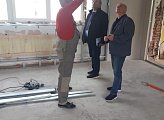 Спикер областной Думы Сергей Дубовой проконтролировал ход строительных работ в образовательных учреждениях ЗАТО Видяево