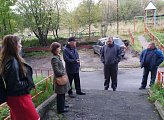 Уважаемые земляки, 10 сентября провел встречи с коллективом гимназии № 7 города Мурманска и с жителями микрорайонов по улице Бочкова дома № 5 и улице Достоевского дома № 8
