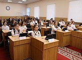 В областной Думе открылась выставка работ учащихся Детской школы искусств ЗАТО Александровск 
