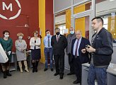 Координатор партийного проекта "Локомотивы роста" Владимир Мищенко побывал в индустриальном колледже Мурманска 