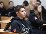 Мурманскую областную Думу посетили школьники из Приморского района Запорожской области