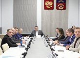 В областной Думе идет активная работа профильных комитетов