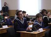 Областную Думу посетили студенты Мурманского морского рыбопромышленного колледжа им. И.И. Месяцева