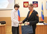 В областной Думе прошел День открытых дверей для школьников из Ковдора