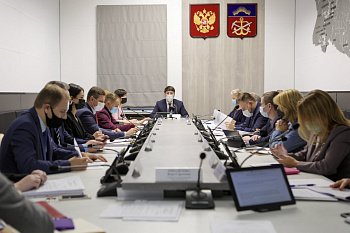 Состоялось заседание комитета областной Думы по строительству, благоустройству, энергетике и ЖКХ под председательством Михаила Павлова