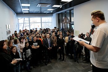 В Мурманске прошла акция «Глазами Донбасса»