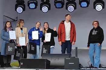 В Коле на Поморской набережной прошел фестиваль, посвященный Дню молодежи
