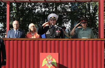 Сергей Дубовой поздравил личный состав  войсковой части с 34-й годовщиной образования