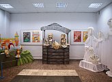 В краеведческом музее открылась выставка, посвященная 85-летию Мурманского областного театра кукол