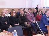 В региональном парламенте состоялось внеочередное заседание Думы