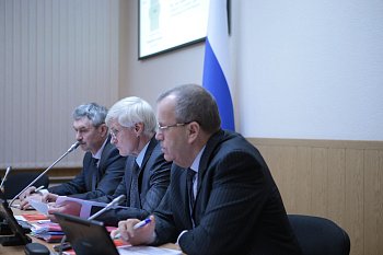 В Думе прошло заседание комитета по бюджету, финансам и налогам под председательством Бориса Пищулина