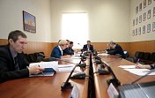   Состоялось очередное заседание комитета Думы по законодательству и государственному строительству под председательством Владимира Мищенко