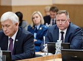 Мурманская областная Дума приняла законопроекты о социальной поддержке семей участников специальной военной операции