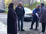 Роман Пономарев встретился с жителями своего округа, проживающими в домах 46-52  по улице Маклакова 