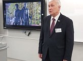 Уважаемые земляки, проект "Историческая гостиная" продолжает свою деятельность. Сегодня вместе с режиссером Андреем Андреевичем Сычевым провели заседание с учениками Мурманского международного лицея