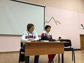 В рамках Мурманской региональной экспедиции спортивного фестиваля «Россия. Спорт и Дети» в Кировске прошла встреча с прославленными спортсменами 