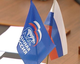 Роман Пономарев 07.11.2019 провел прием граждан в Региональной общественной приемной Председателя Партии Д.А. Медведева в Мурманской области по личным вопросам