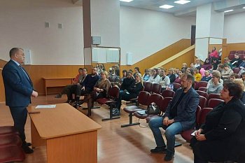 Председатель областной Думы Сергей Дубовой совершил рабочую поездку в Гаджиево