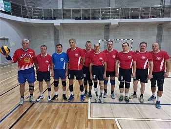 В Апатитах состоялись традиционные областные соревнования по волейболу  среди мужских и женских команд