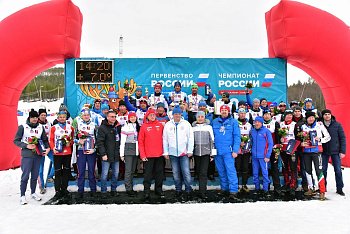 Депутат Мурманской областной Думы Максим Иванов принял участие в торжественных церемониях открытия и церемонии награждения победителей Первенства России по лыжным гонкам на дистанции 50 км и Чемпионата России по лыжным гонкам на дистанции 70 км среди мужч