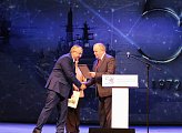 Сергей Дубовой поздравил сотрудников  Морской арктической геологоразведочной экспедиции с 50-летием организации