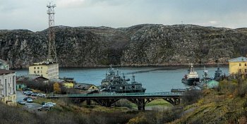 Владимир Мищенко принял участие в обсуждении хода работ по строительству моста в городе Полярный