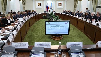 Депутат областной Думы Вячеслав Попов в Архангельске принимает участие в VII Международном форуме «Во славу Флота и Отечества!»