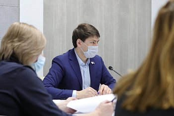 Состоялось заседание комитета областной Думы по строительству, благоустройству, энергетике и ЖКХ под председательством Михаила Павлова