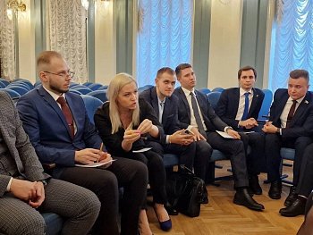 20-21 декабря в Москве проходят заседания Молодежного парламента при Государственной Думе