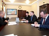 Глава регионального парламента Сергей Дубовой провел рабочую встречу с представителями ФГУП «Почта России»