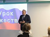 Депутат Алексей Гиляров провел «Урок мужества» в гимназии №1 Мурманска