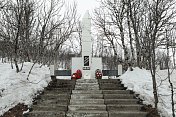 Братская могила воинов, умерших в 37-ом медсанбате 52-й стрелковой дивизии приведена в порядок