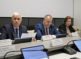 Депутаты обсудили проект закона об областном бюджете на 2024 год и предстоящий период во втором чтении