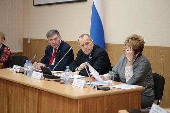 Владимир Мищенко провел очередное заседание фракции "ЕДИНАЯ РОССИЯ"