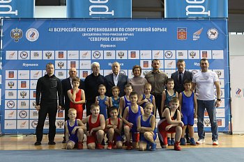 В Мурманске открылись 48-е соревнования по спортивной борьбе «Северное сияние» 