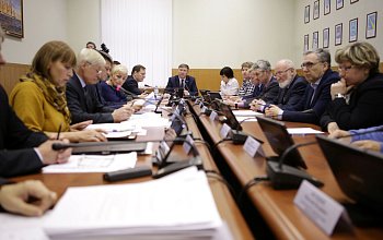 Комитет Думы по законодательству, государственному строительству и местному самоуправлению поддержал изменения в региональное законодательство о выборах