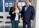 5 апреля Александр Богович вручил партийные билеты новым членам партии «Единая Россия».