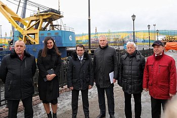 Мурманский торговый порт завершил проект по возведению пылеветрозащитных экранов вокруг своей территории