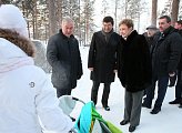 Василий Омельчук принял участие в мероприятиях, прошедших в ходе рабочей поездки губернатора в Полярные Зори