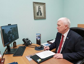 Уважаемые земляки, 9 февраля принял участие в очередном заседании Проектного комитета по реализации национального проекта "Безопасные качественные дороги" на территории нашего региона