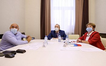 Депутаты Мурманской областной Думы приняли участие в Четвертом всероссийском форуме по общественному здоровью