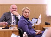 В региональном парламенте состоялось внеочередное заседание Думы