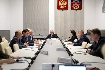 Юрий Шадрин 25 мая принял участие в заседании комитета по вопросам безопасности, военно-промышленного комплекса, делам военнослужащих и ЗАТО