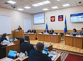 Проект закона об областном бюджете на 2026 год и плановый двухлетний период прошел первое чтение